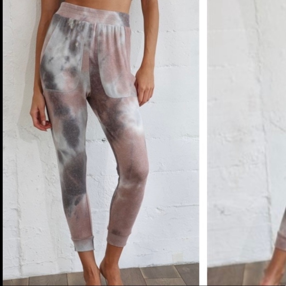 Blank Paige Tie-Dye Joggers